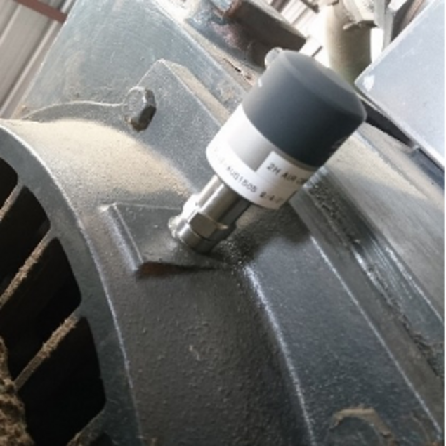 Drahtloser Beschleunigungssensor an einem Lüfter installiert