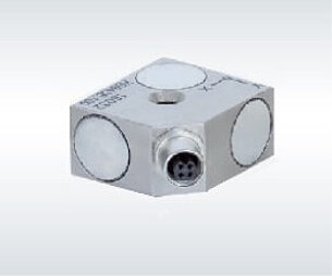 Industriesensor für die triaxiale Beschleunigungsmessung